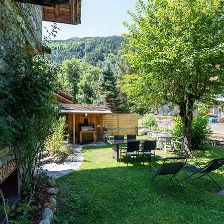 Chalet Le Courti *